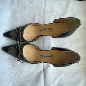 Manolo Blahnik D'orsay pumps black leather with brown suede